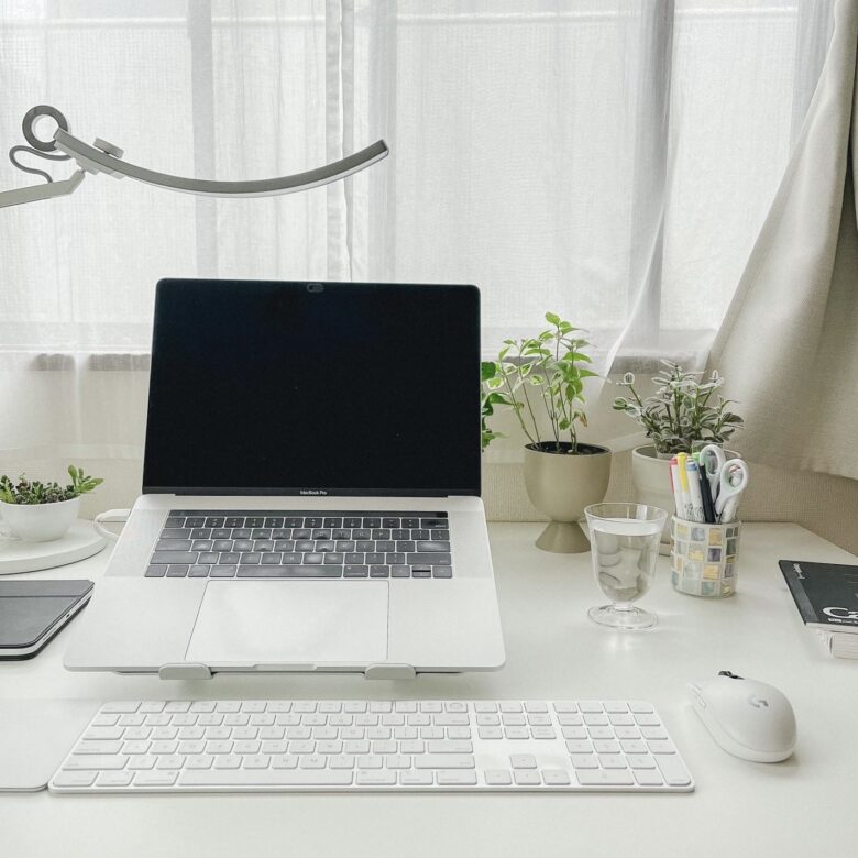 MacBook Proとキーボードとマウス